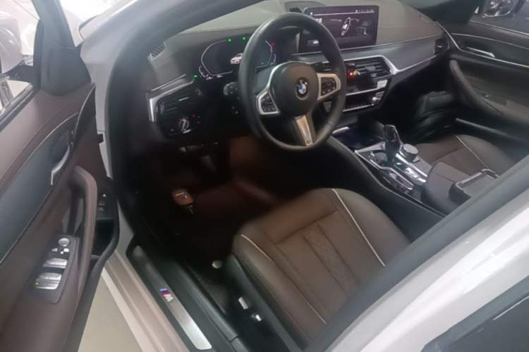 Used BMW 5 Series New Energy 2021 535Le M Sport Package Driver Seat