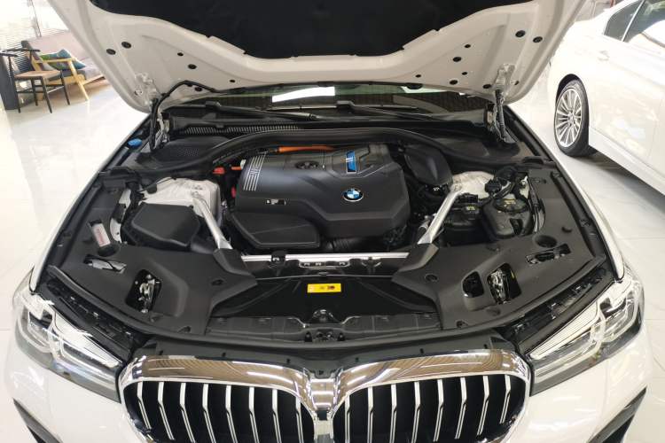 Used BMW 5 Series New Energy 2021 Restyled 535Le M Sport Package Engine Bay