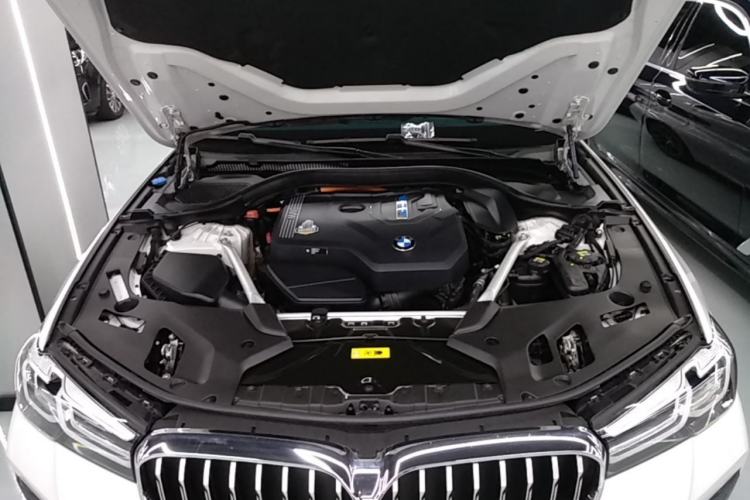 Used BMW 5 Series New Energy 2021 535Le Pioneer Edition M Sport Package Engine Bay