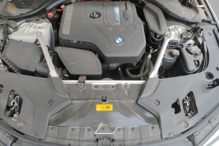 Used BMW 5 Series New Energy 2021 Restyled 535Le M Sport Package Engine Bay