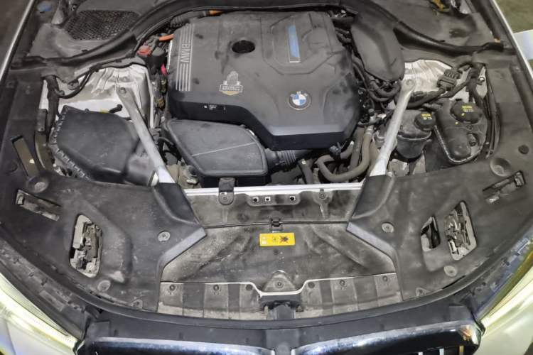 Used BMW 5 Series New Energy 2021 535Le M Sport Package Engine Bay
