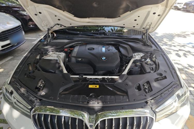 Used BMW 5 Series New Energy 2021 535Le Luxury Package Engine Bay