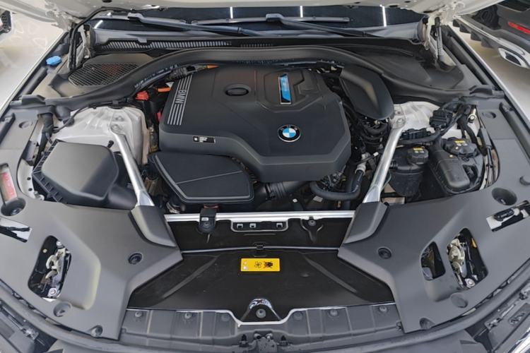 Used BMW 5 Series New Energy 2021 535Le Pioneer Edition M Sport Package Engine Bay