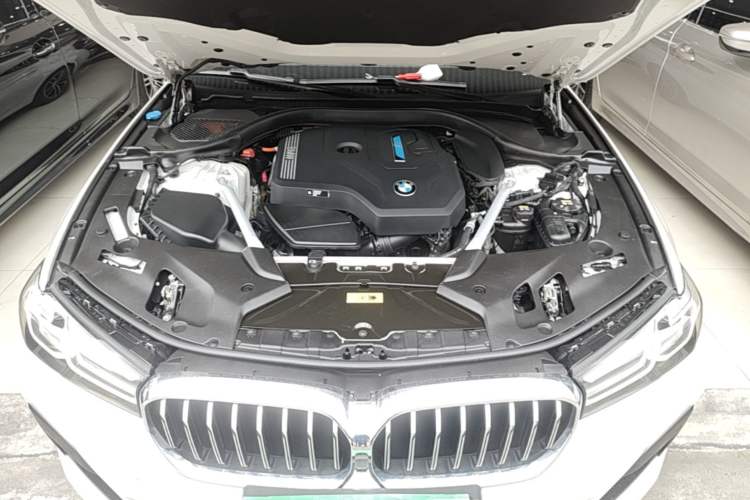 Used BMW 5 Series New Energy 2021 535Le Pioneer Edition M Sport Package Engine Bay
