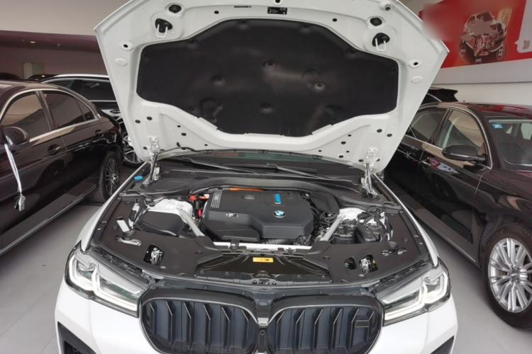Used BMW 5 Series New Energy 2021 535Le M Sport Package Engine Bay
