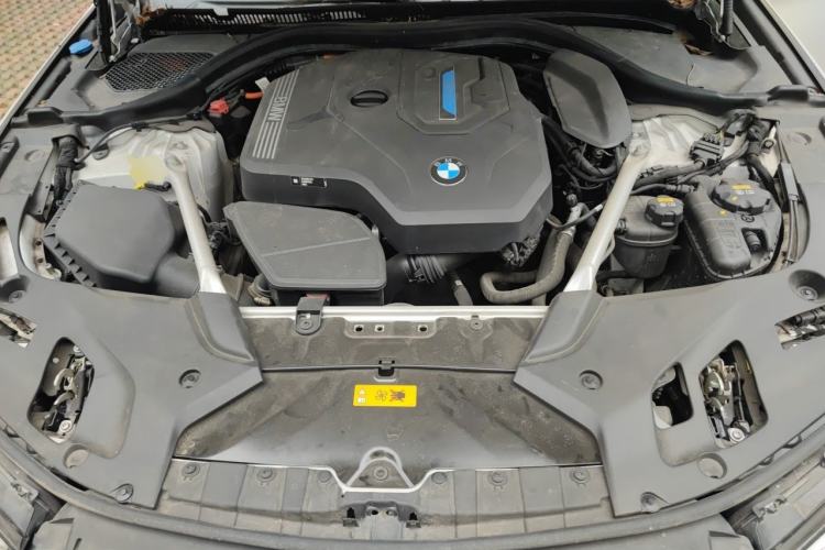 Used BMW 5 Series New Energy 2021 535Le M Sport Package Engine Bay