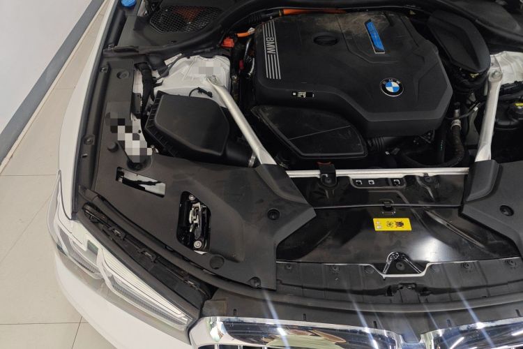 Used BMW 5 Series New Energy 2021 535Le Luxury Package Engine Bay Right