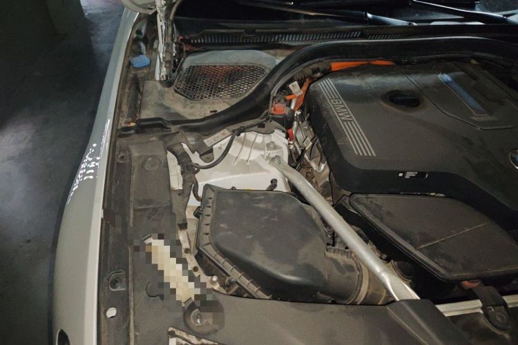 Used BMW 5 Series New Energy 2021 Restyled 535Le Pioneer Edition M Sport Package Engine Bay Right