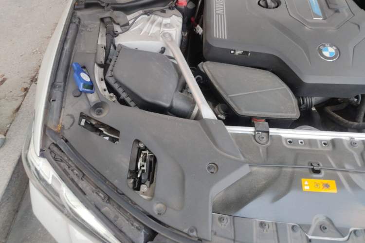 Used BMW 5 Series New Energy 2021 Restyled 535Le M Sport Package Engine Bay Right
