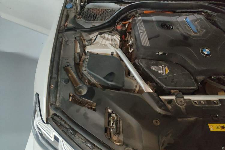 Used BMW 5 Series New Energy 2021 Restyled 535Le M Sport Package Engine Bay Right