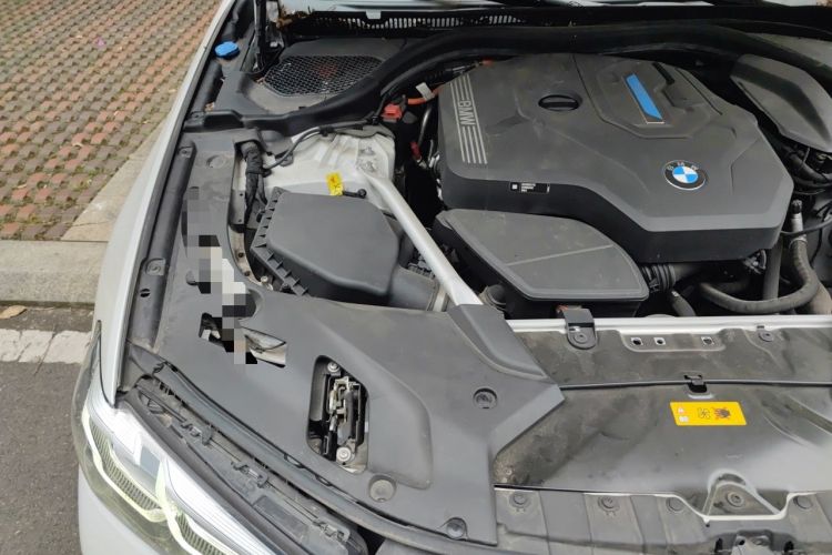 Used BMW 5 Series New Energy 2021 535Le M Sport Package Engine Bay Right
