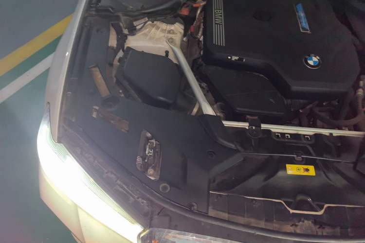 Used BMW 5 Series New Energy 2021 535Le M Sport Package Engine Bay Right