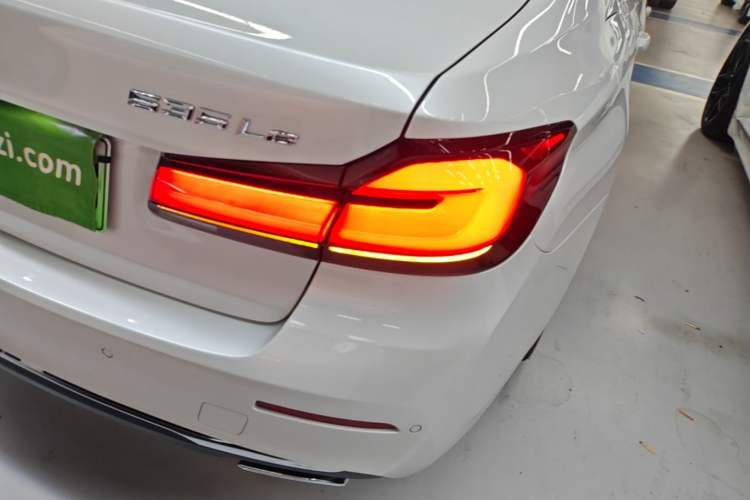 Used BMW 5 Series New Energy 2021 535Le Luxury Package Exterior 3