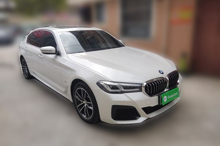 Used BMW 5 Series New Energy 2021 535Le M Sport Package Front Right 45 Deg
