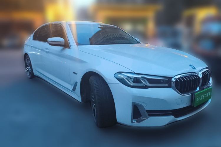 Used BMW 5 Series New Energy 2021 535Le M Sport Package Front Right 45 Deg