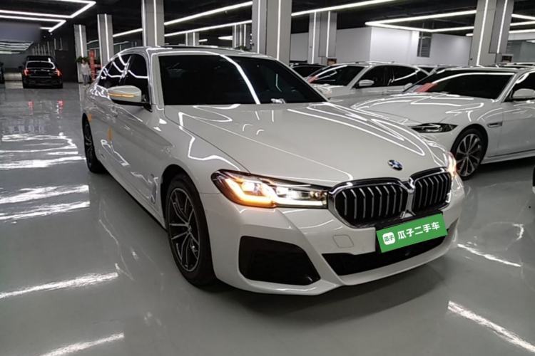 Used BMW 5 Series New Energy 2021 535Le Pioneer Edition M Sport Package Front Right 45 Deg