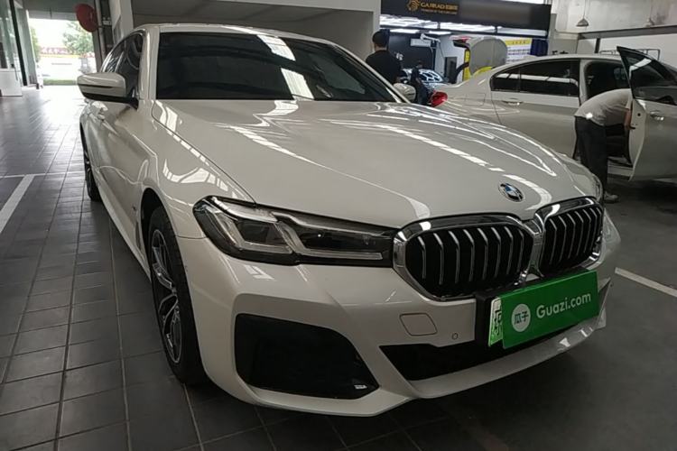Used BMW 5 Series New Energy 2021 535Le Pioneer Edition M Sport Package Front Right 45 Deg