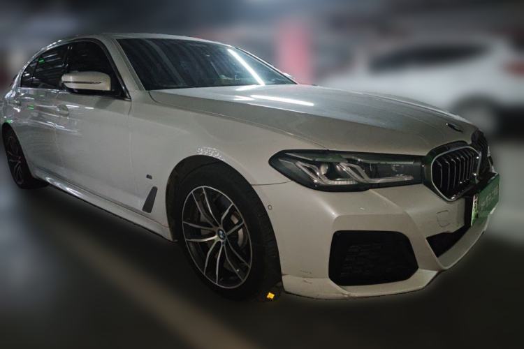 Used BMW 5 Series New Energy 2021 Restyled 535Le Pioneer Edition M Sport Package Front Right 45 Deg