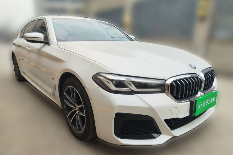 Used BMW 5 Series New Energy 2021 535Le M Sport Package Front Right 45 Deg