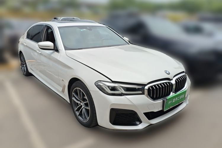 Used BMW 5 Series New Energy 2021 535Le M Sport Package Front Right 45 Deg