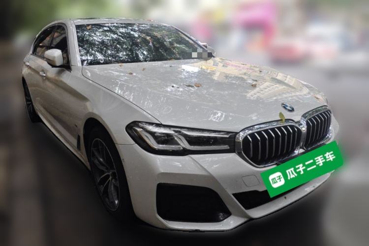 Used BMW 5 Series New Energy 2021 Restyled 535Le M Sport Package Front Right 45 Deg