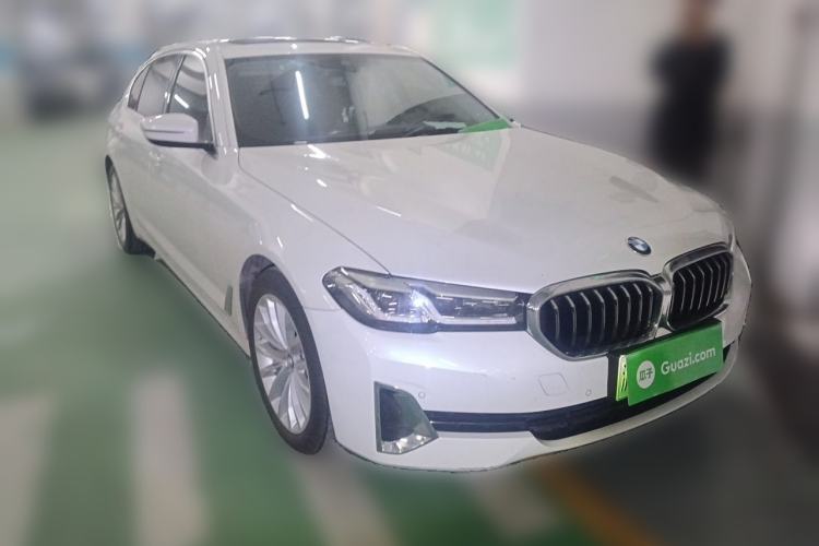 Used BMW 5 Series New Energy 2021 Updated 535Le Luxury Package Front Right 45 Deg
