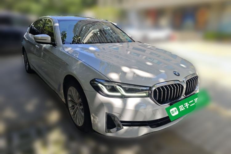 Used BMW 5 Series New Energy 2021 535Le Luxury Package Front Right 45 Deg