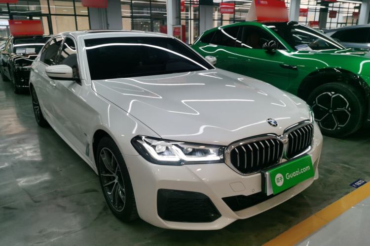 Used BMW 5 Series New Energy 2021 535Le M Sport Package Front Right 45 Deg
