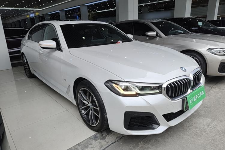 Used BMW 5 Series New Energy 2021 535Le Pioneer Edition M Sport Package Front Right 45 Deg