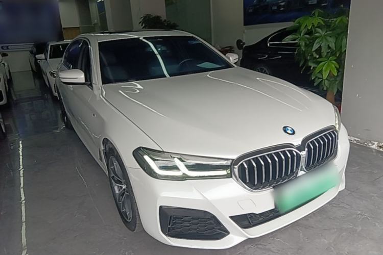 Used BMW 5 Series New Energy 2021 535Le Pioneer Edition M Sport Package Front Right 45 Deg