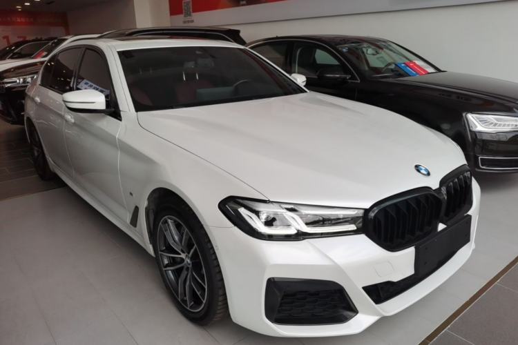 Used BMW 5 Series New Energy 2021 535Le M Sport Package Front Right 45 Deg