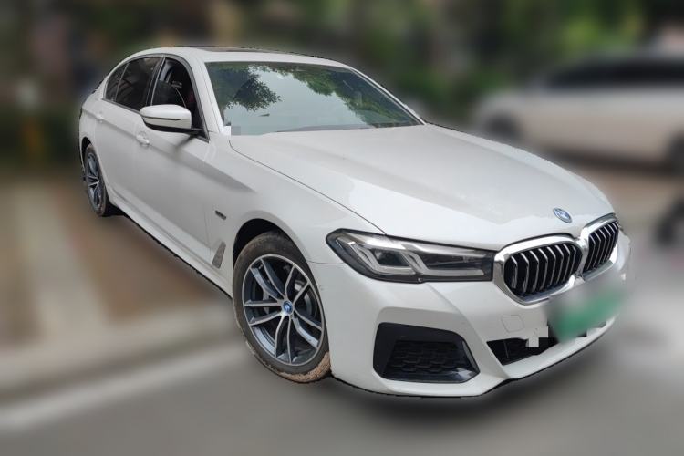 Used BMW 5 Series New Energy 2021 535Le M Sport Package Front Right 45 Deg
