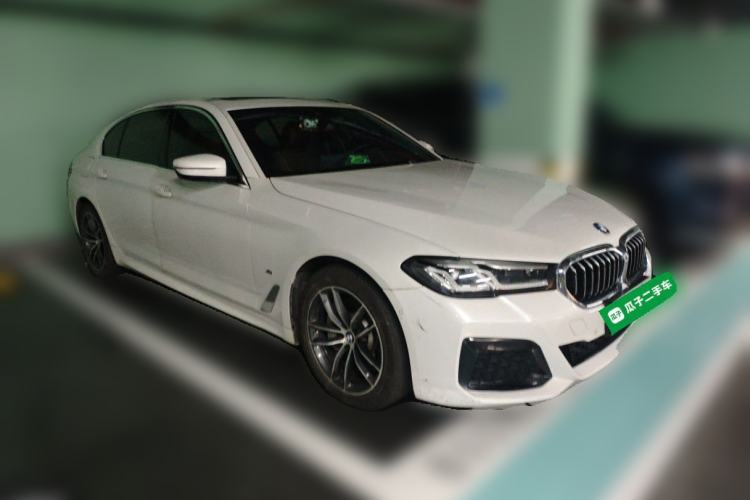 Used BMW 5 Series New Energy 2021 535Le M Sport Package Front Right 45 Deg