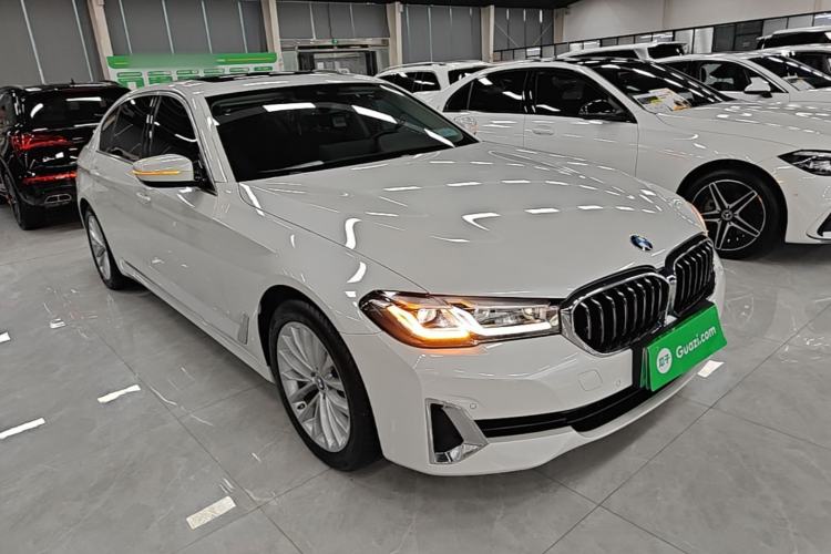 Used BMW 5 Series New Energy 2021 535Le Luxury Package Front Right 45 Deg
