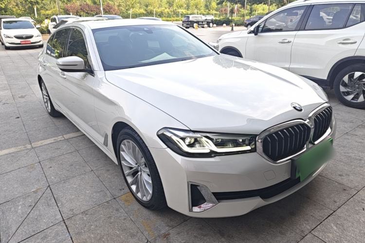Used BMW 5 Series New Energy 2021 Updated 535Le Luxury Package Front Right 45 Deg
