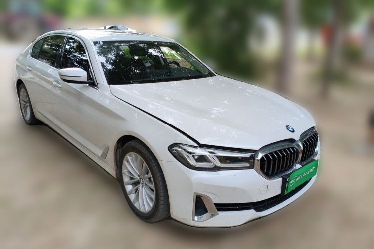 Used BMW 5 Series New Energy 2021 535Le Luxury Package Front Right 45 Deg