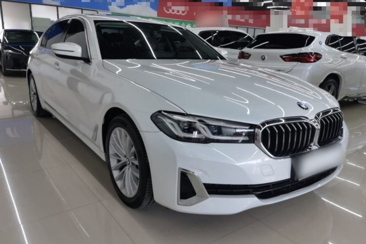 Used BMW 5 Series New Energy 2021 535Le Luxury Package Front Right 45 Deg