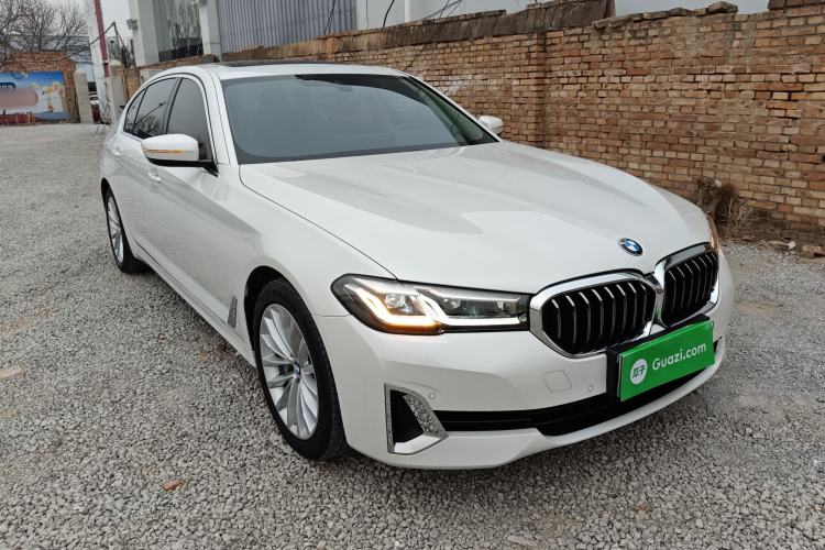 Used BMW 5 Series New Energy 2021 535Le Luxury Package Front Right 45 Deg