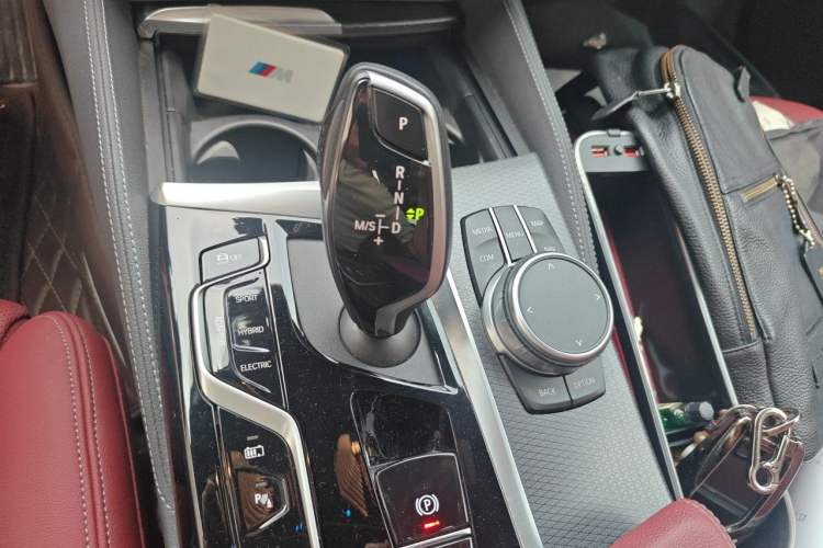 Used BMW 5 Series New Energy 2021 535Le Pioneer Edition M Sport Package Gear Lever
