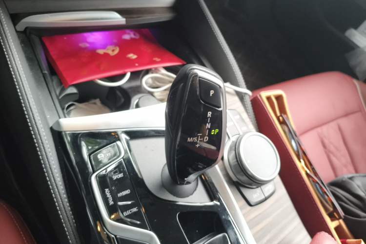 Used BMW 5 Series New Energy 2021 535Le Luxury Package Gear Lever