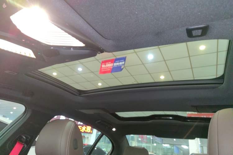 Used BMW 5 Series New Energy 2021 535Le M Sport Package Headliner