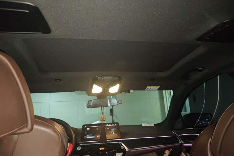 Used BMW 5 Series New Energy 2021 Restyled 535Le Pioneer Edition M Sport Package Headliner