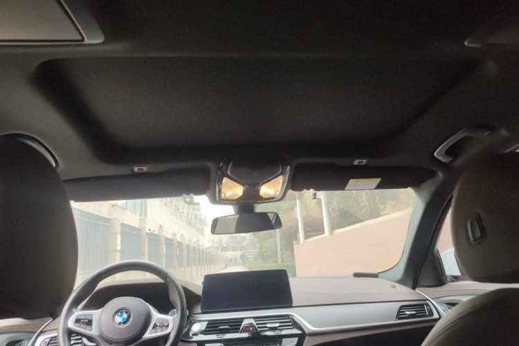 Used BMW 5 Series New Energy 2021 535Le M Sport Package Headliner