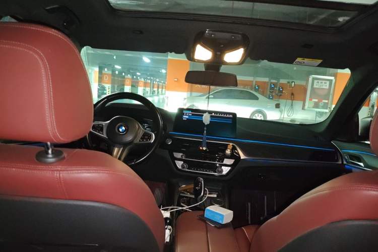 Used BMW 5 Series New Energy 2021 Restyled 535Le M Sport Package Headliner