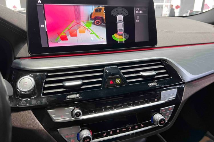 Used BMW 5 Series New Energy 2021 535Le M Sport Package Interior 2