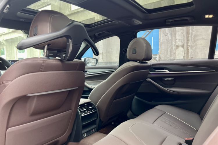 Used BMW 5 Series New Energy 2021 535Le M Sport Package Interior 2