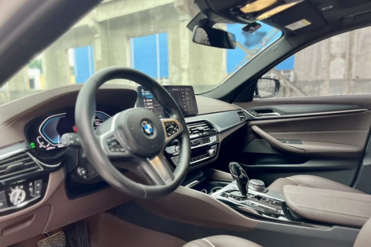 Used BMW 5 Series New Energy 2021 535Le M Sport Package Interior 3