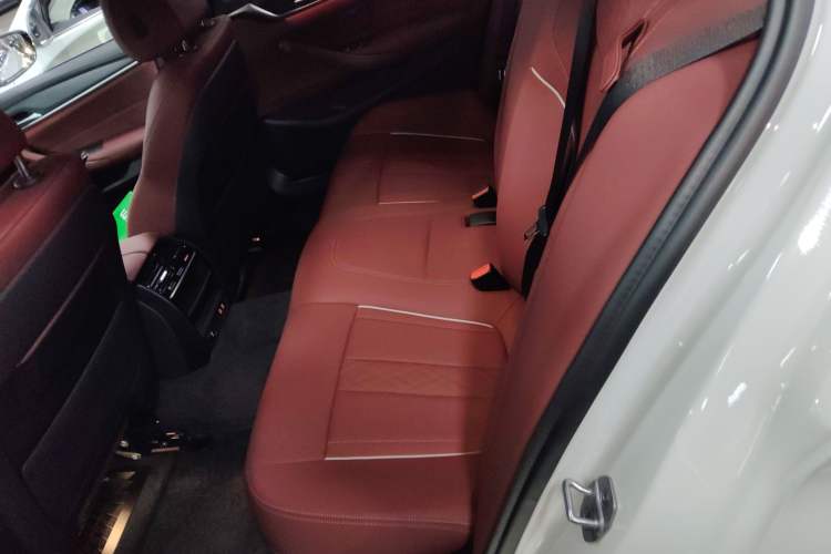 Used BMW 5 Series New Energy 2021 535Le M Sport Package Interior 4