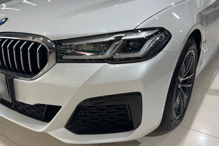 Used BMW 5 Series New Energy 2021 535Le Pioneer Edition M Sport Package Left Front Headlight
