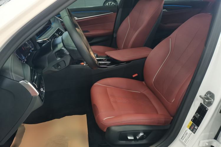 Used BMW 5 Series New Energy 2021 Restyled 535Le M Sport Package Left Front Seat